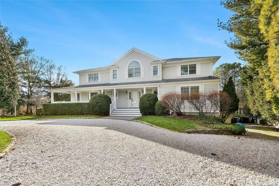 11 Pine Grove CT, Westhampton, NY 11977