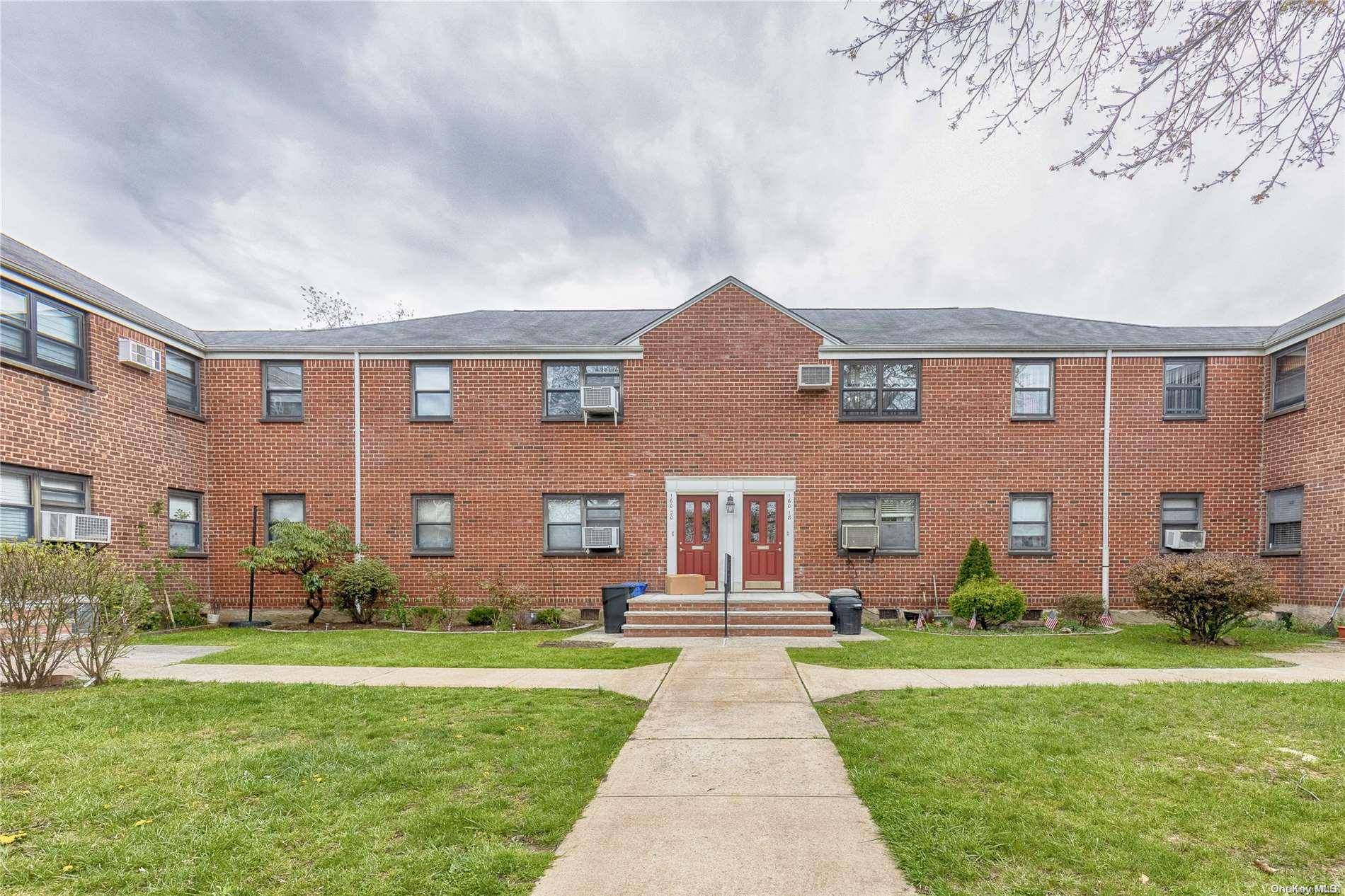 160-18 Cross Island Pkwy #Upper, Whitestone, NY 11357