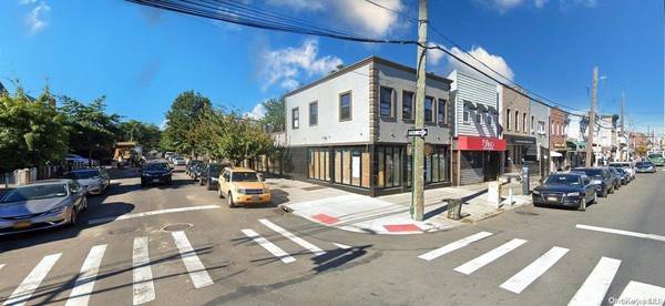 44-18 Broadway, Long Island City, NY 11103