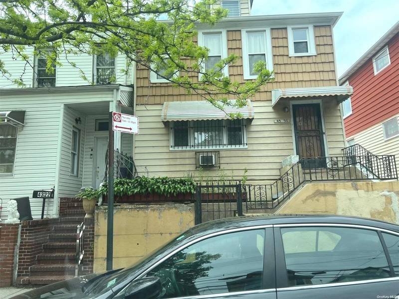43-20 72nd ST, Flushing, NY 11377