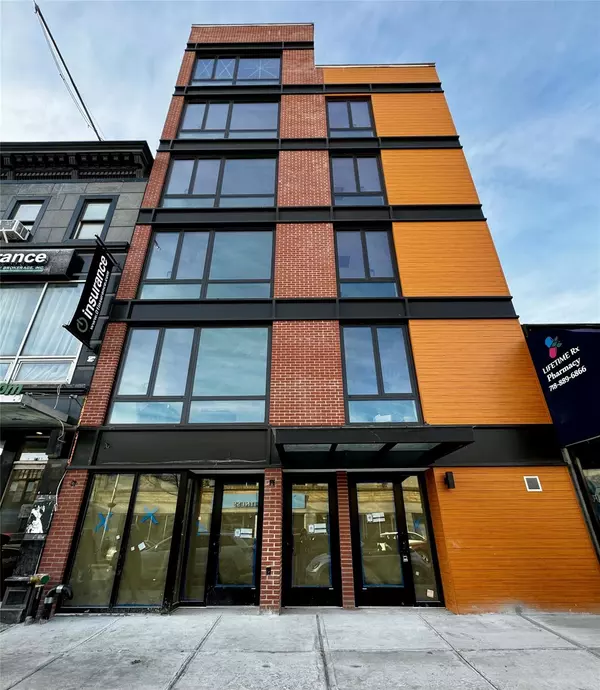 Astoria, NY 11103,32-24 Steinway ST