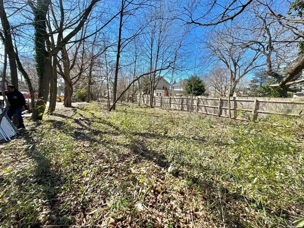 Wadleigh AVE, West Hempstead, NY 11552