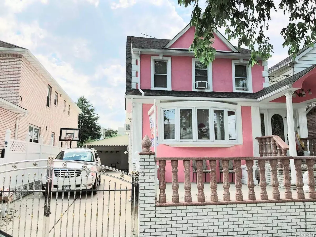 South Ozone Park, NY 11420,111-34 122nd ST