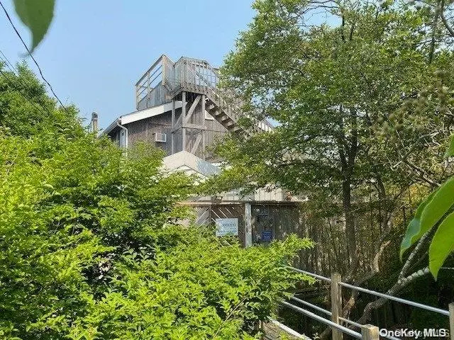 59 Aeon WALK, Cherry Grove, NY 11782