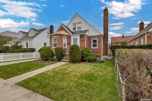 189-18 45th DR, Flushing, NY 11358