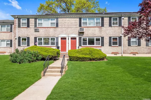 150-66 Jewel Ave #79A, Flushing, NY 11367