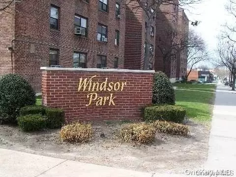 Bayside, NY 11364,73-62 Bell Boulevard #1J