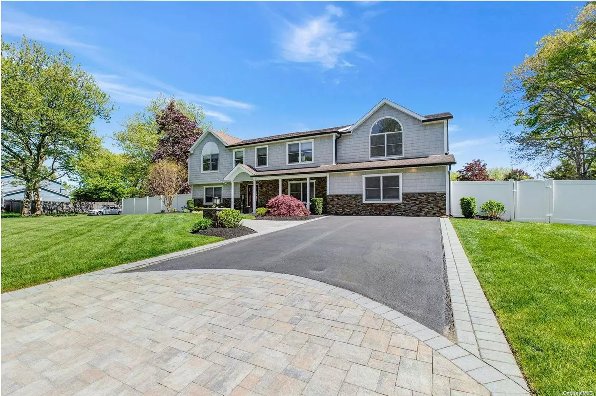 South Setauket, NY 11720,20 Millbury LN