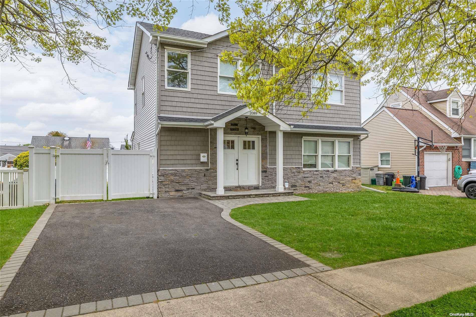 2089 Beech ST, Wantagh, NY 11793