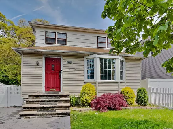 567 Park AVE, West Hempstead, NY 11552