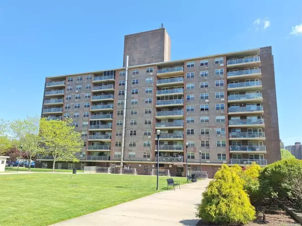 122-05 Flatlands AVE #5J, Brooklyn, NY 11207