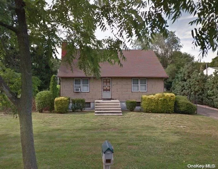 Holbrook, NY 11741,357 Twin Bark AVE