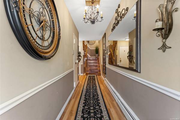 Maspeth, NY 11378,59-19 59th DR