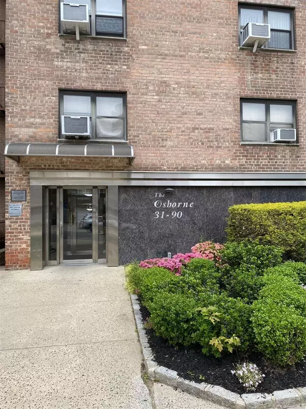 31-90 140th #6A, Flushing, NY 11354