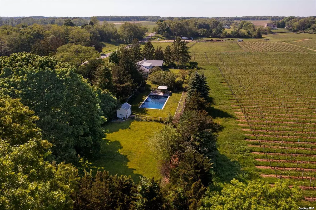 Cutchogue, NY 11935,1100 Alvahs LN