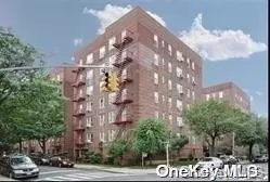 33-24 Junction Blvd #6R, Jackson Heights, NY 11372