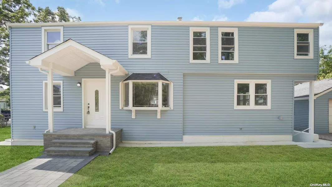 83 Oliver AVE, Valley Stream, NY 11580