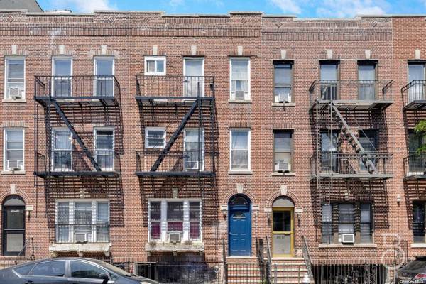 33-34 29th ST, Astoria, NY 11106