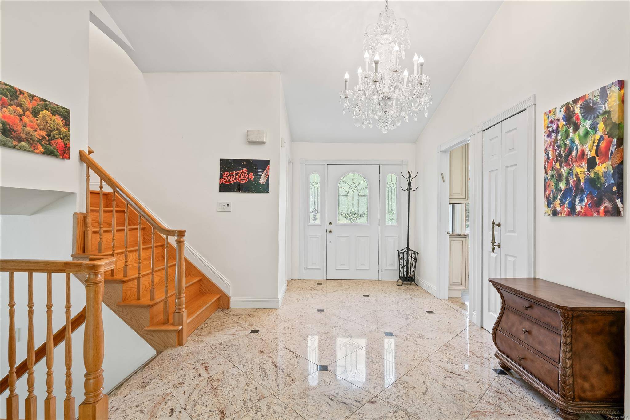 Woodbury, NY 11797,21 Kodiak  Drive