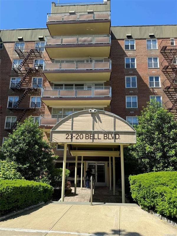 23-20 Bell BLVD #5E, Bayside, NY 11360