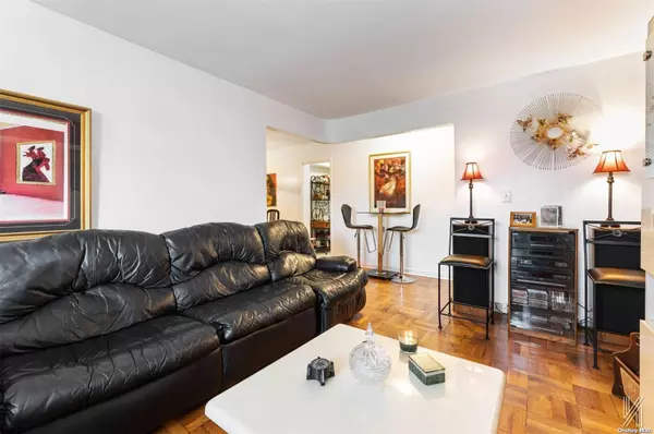 33-04 93rd ST #1S, Jackson Heights, NY 11372