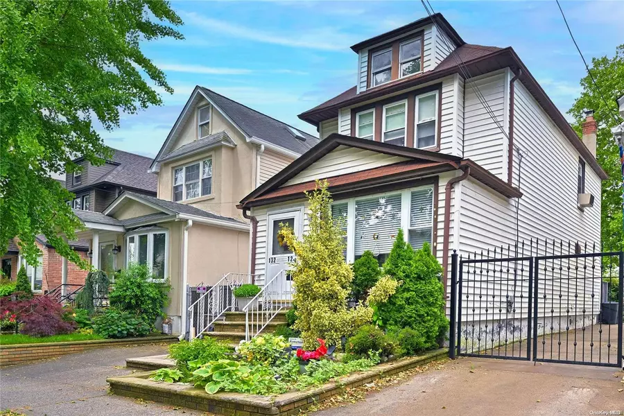 132-12 114th ST, South Ozone Park, NY 11420