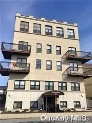 Long Beach, NY 11561,529 W Broadway #2D