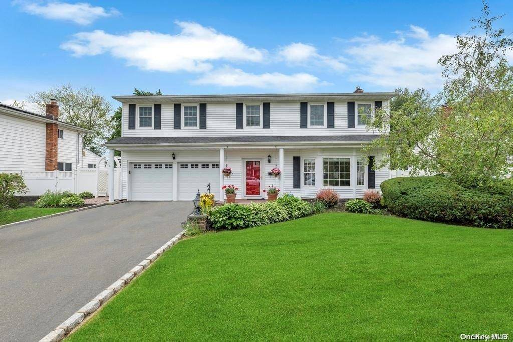 Kings Park, NY 11754,64 Primrose LN