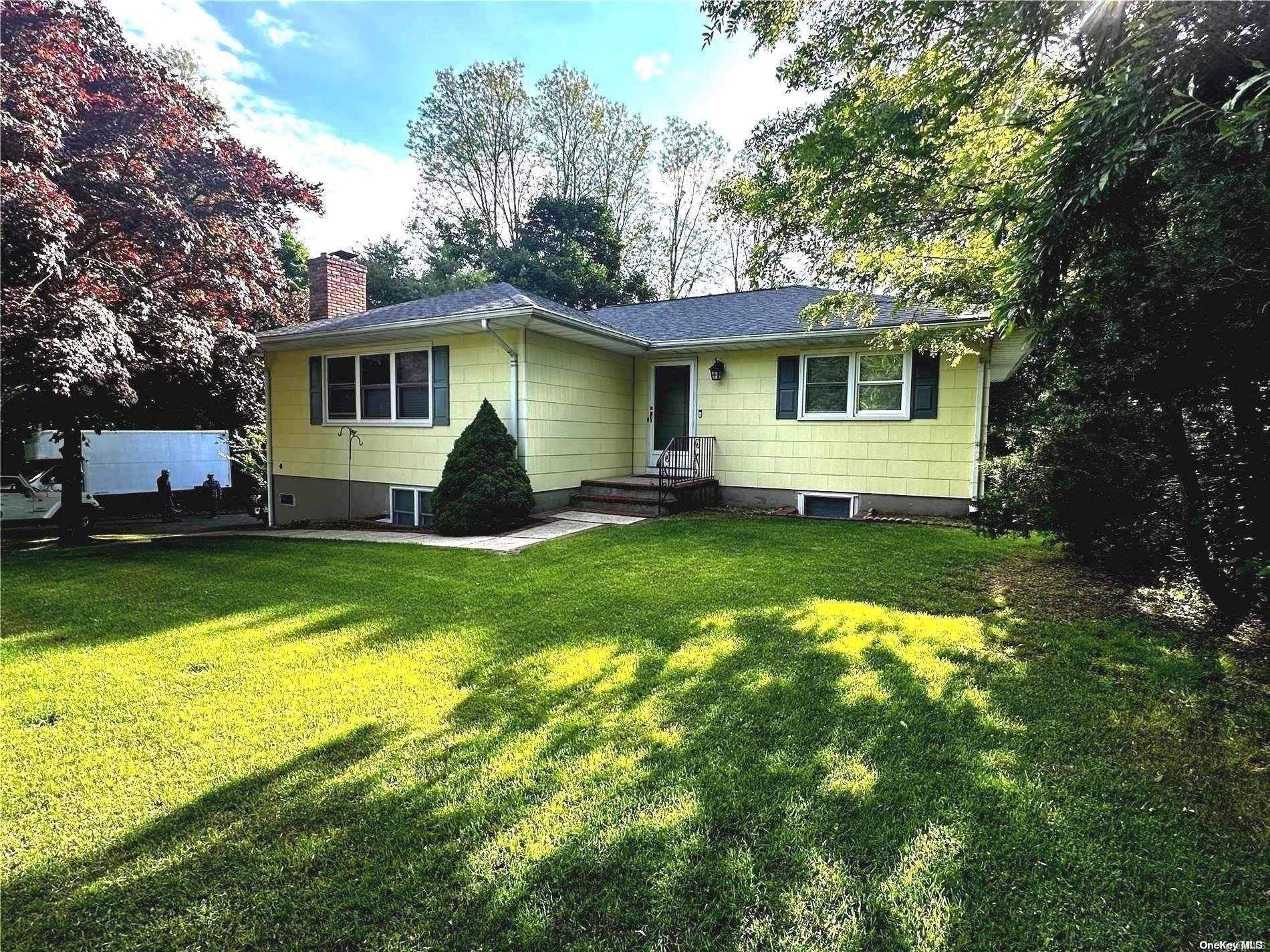 80 Craft RD, Centereach, NY 11720