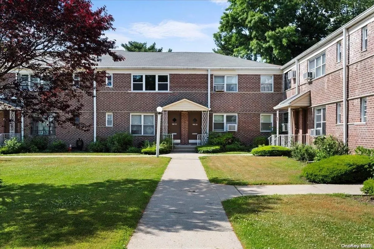 Holliswood, NY 11423,198-23 Dunton AVE #B