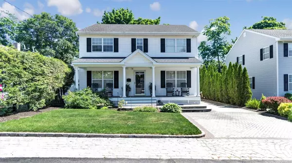 10A Oak ST, Bayville, NY 11709