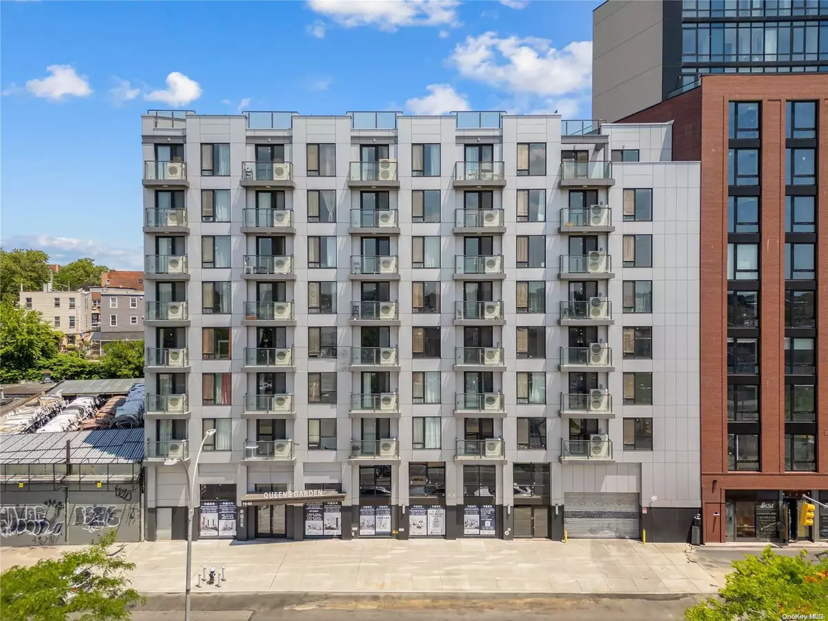 Woodside, NY 11377,70-65 Queens BLVD #1A