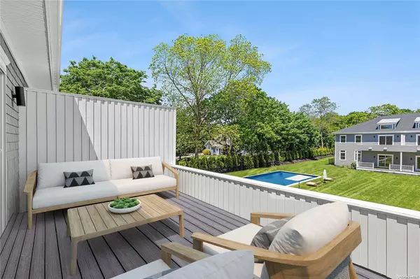 Westhampton, NY 11977,21 Montauk Hwy #9 #9