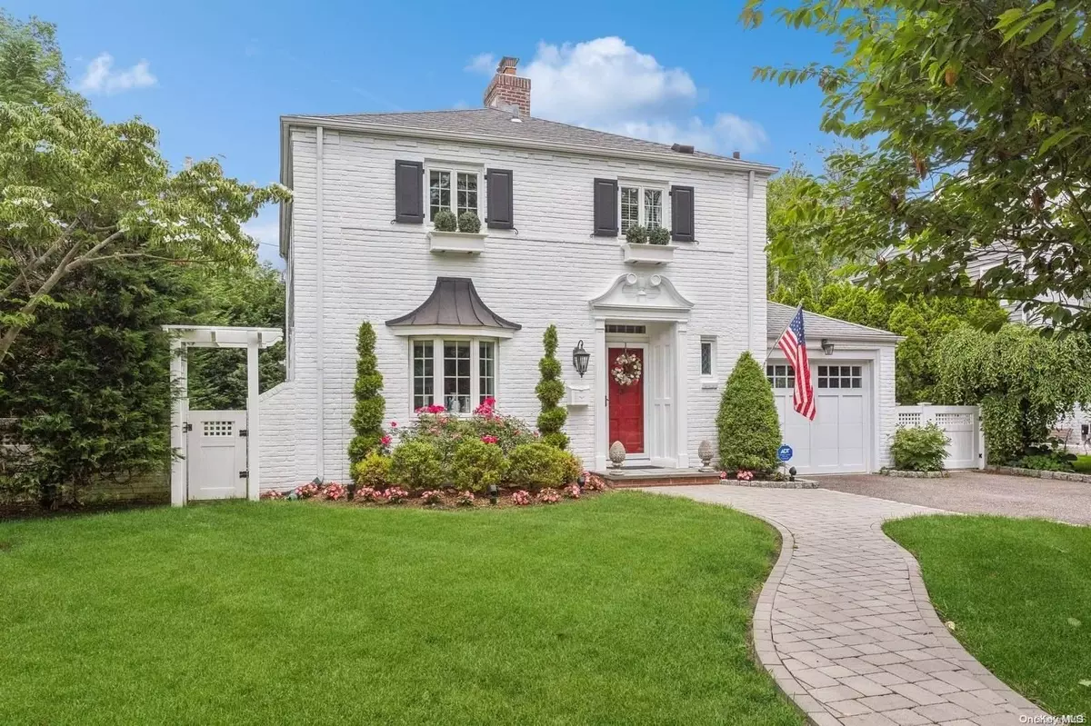 Garden City, NY 11530,5 Wyatt RD