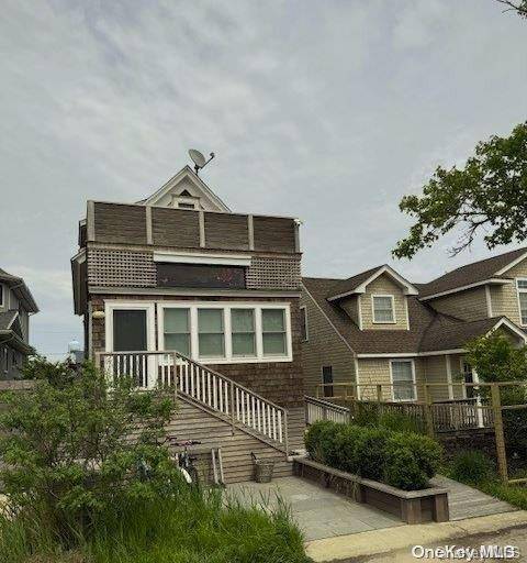 183 Wilmot RD, Ocean Beach, NY 11770