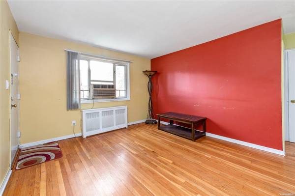 Queens Village, NY 11427,227-15 88 AVE #Lower