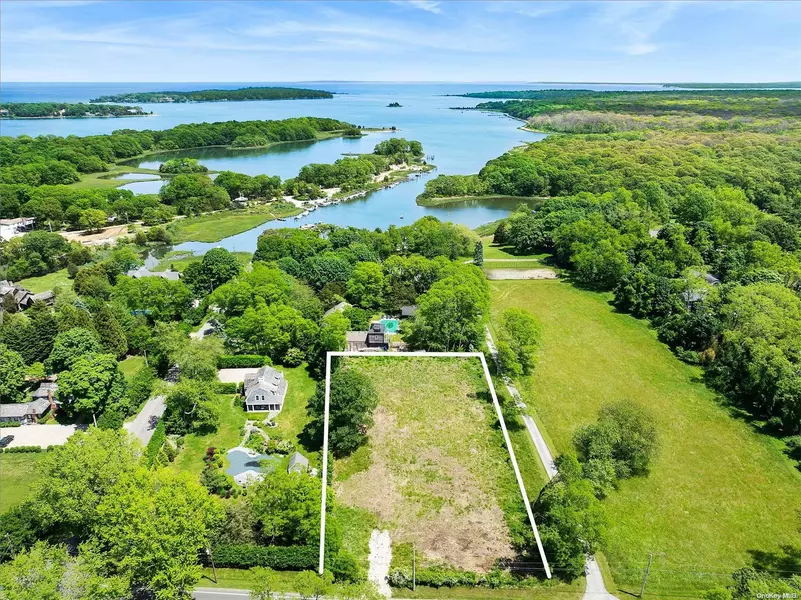 3 S Cartwright RD, Shelter Island, NY 11964