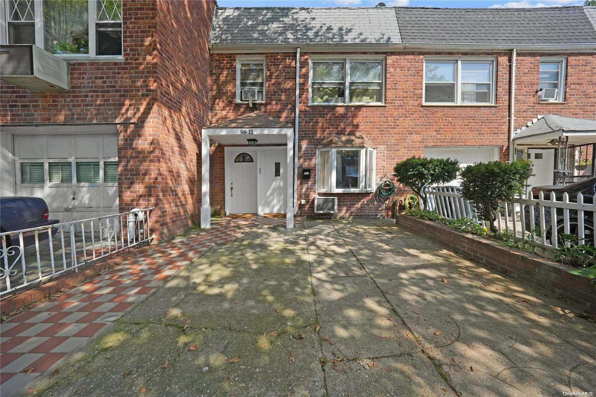 98-11 31st AVE, East Elmhurst, NY 11369