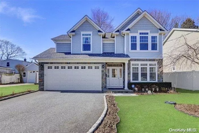 Syosset, NY 11791,32 Fieldstone DR