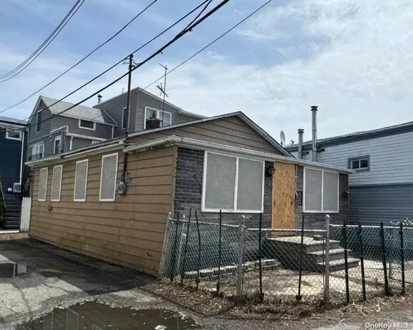 Broad Channel, NY 11693,802 Lanark RD