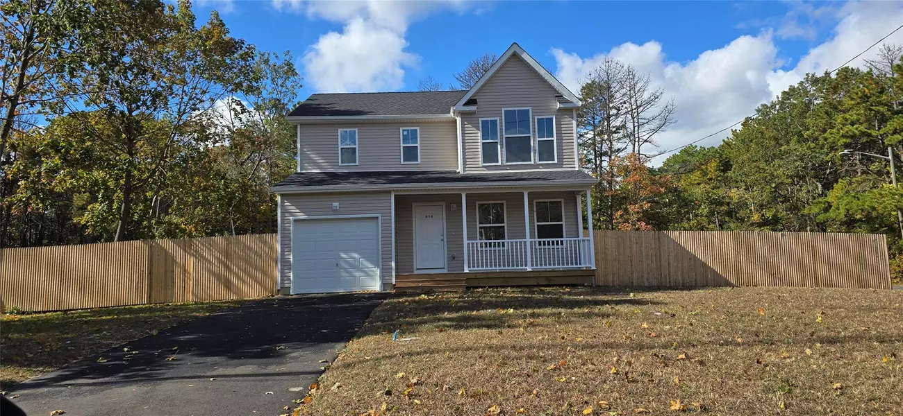858 Bellport AVE, Bellport, NY 11713