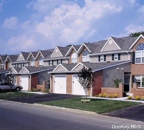 Setauket, NY 11733,56 Neal #56
