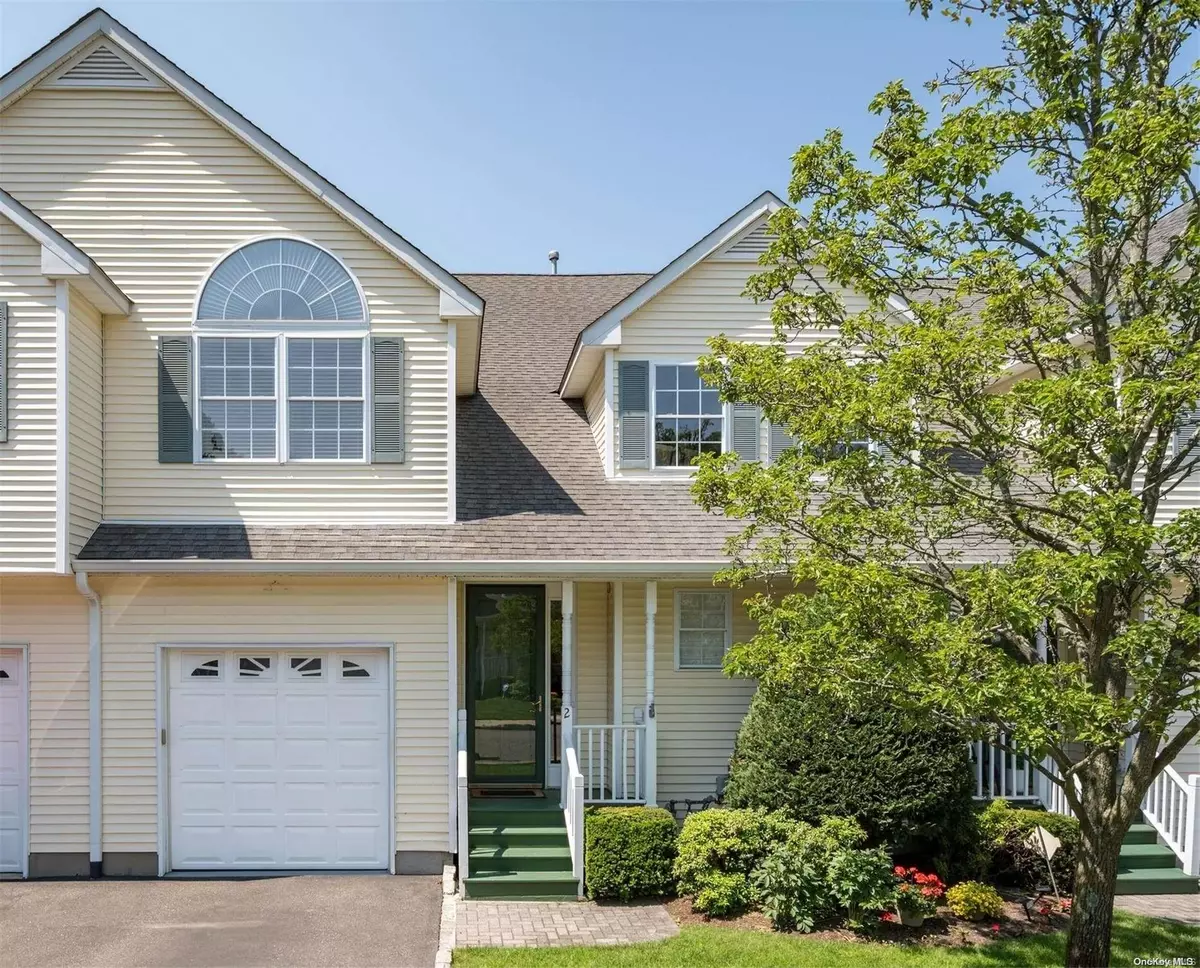 Huntington, NY 11743,2 Spring CT #2