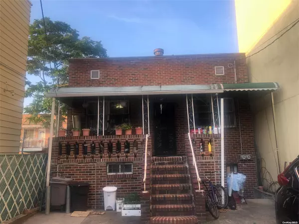 Elmhurst, NY 11373,54-67 83rd ST