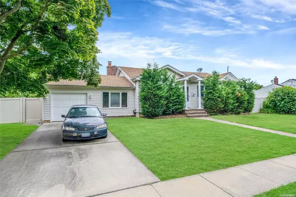 Massapequa, NY 11758,263 N Park DR