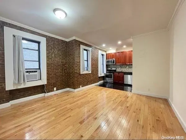 2106 35th Street ST #3C, Astoria, NY 11105