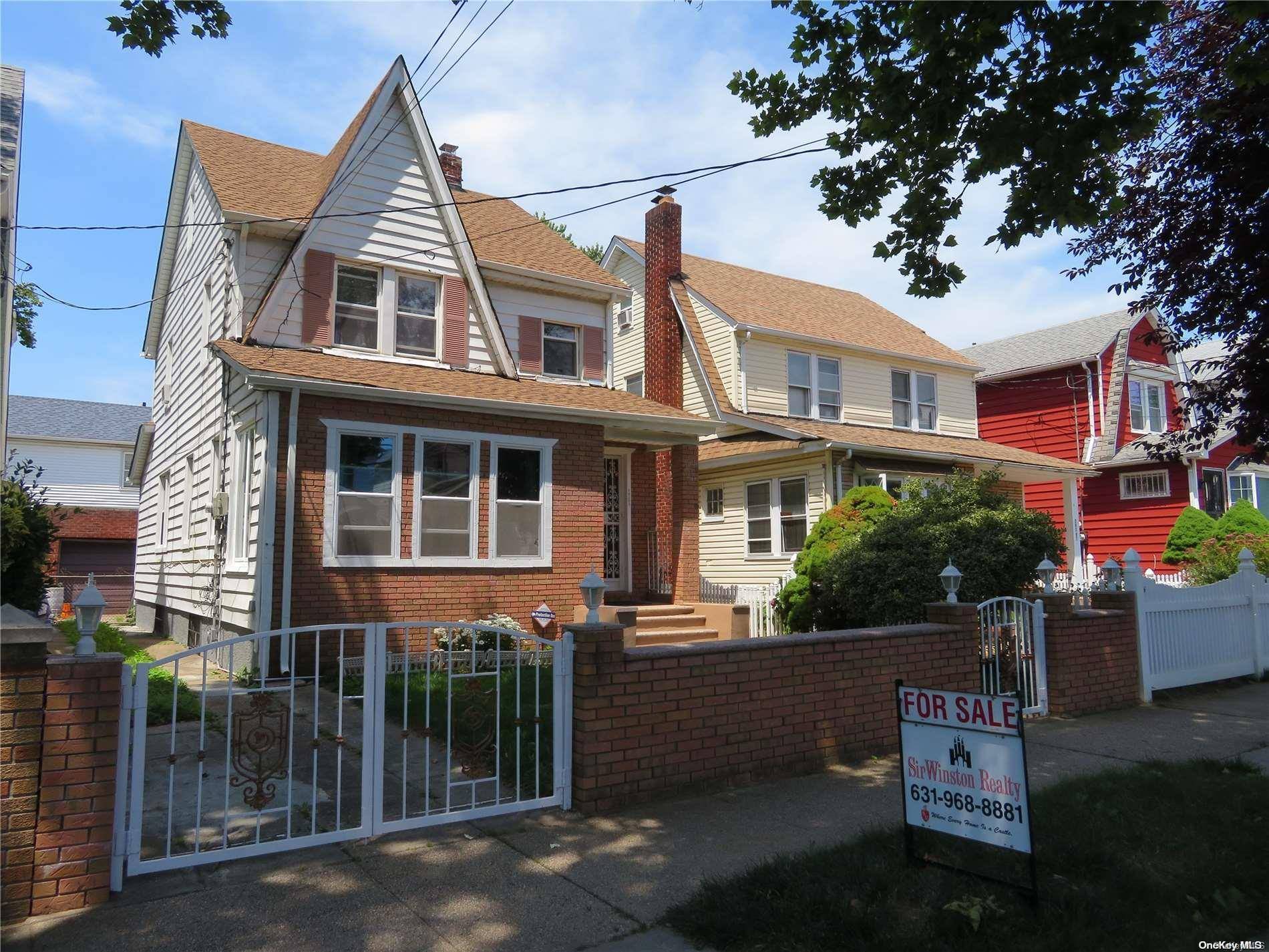 202-05 104th AVE #1, Saint Albans, NY 11412