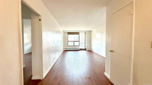 Rego Park, NY 11374,97-40 62nd DR #11C