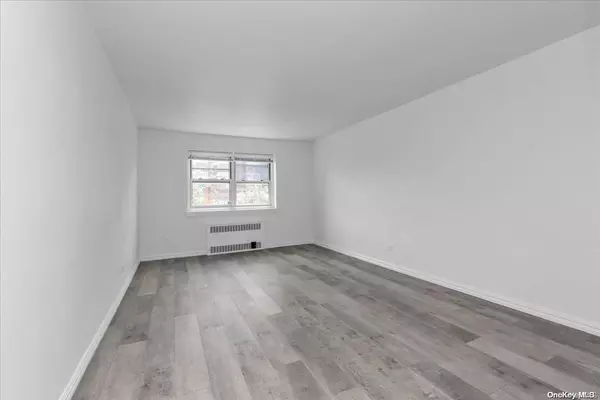 Forest Hills, NY 11375,110-07 66th Road #3B