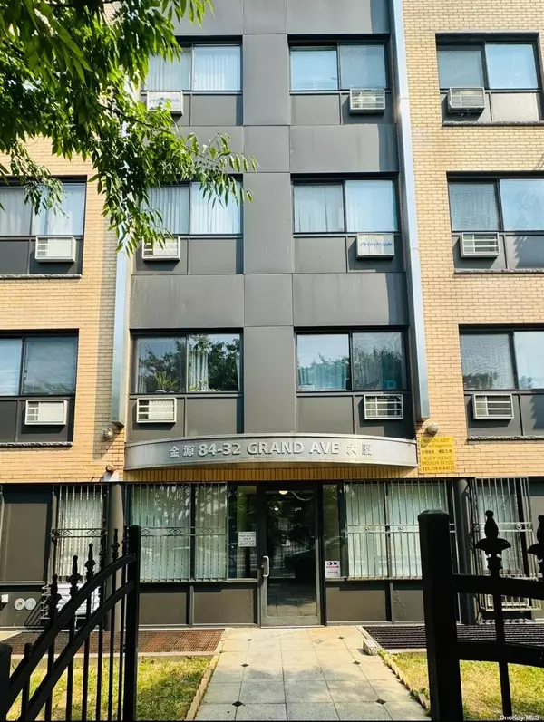 Elmhurst, NY 11373,84-32 Grand AVE #3A